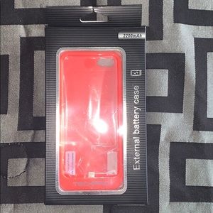 !NWT! iPhone 5 Battery Case 💗